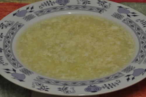 Jak uvařit cibulová jemná polévka? Snadné recept, připravený za Do 30 minut